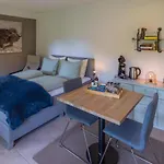 Nocleg ze śniadaniem Bed And Breakfast: 'bij Ons Achter' Helvoirt