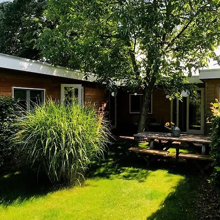 Bed & Breakfast Bed And Breakfast: 'bij Ons Achter' 3*