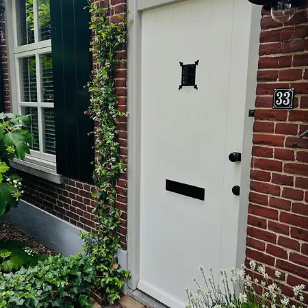 Bed & Breakfast Bed And Breakfast: 'bij Ons Achter' 3*